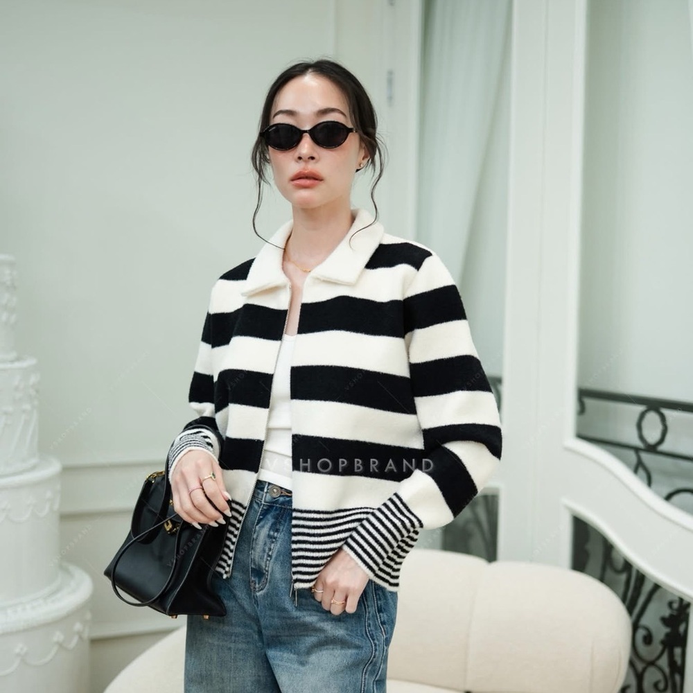 Black & White Knitted Jacket - Picture 3 of 8